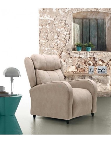 Butaca sillón de diseño moderno tapizada en tela antimanchas 2